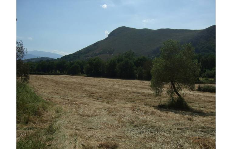 locale commerciale in vendita a San Vittore del Lazio