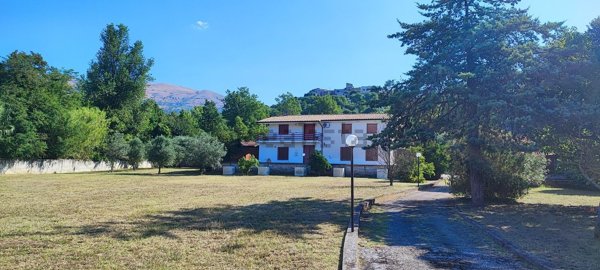 casa indipendente in vendita a San Vittore del Lazio