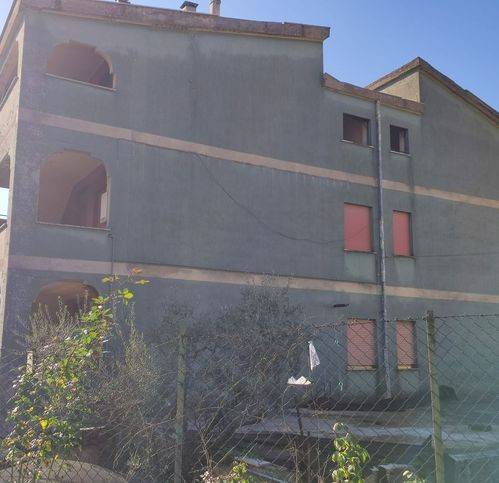 appartamento in vendita a Serrone in zona La Forma