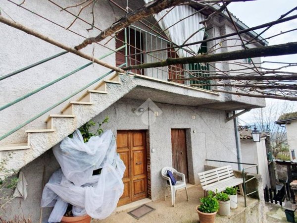 appartamento in vendita a Serrone in zona La Forma