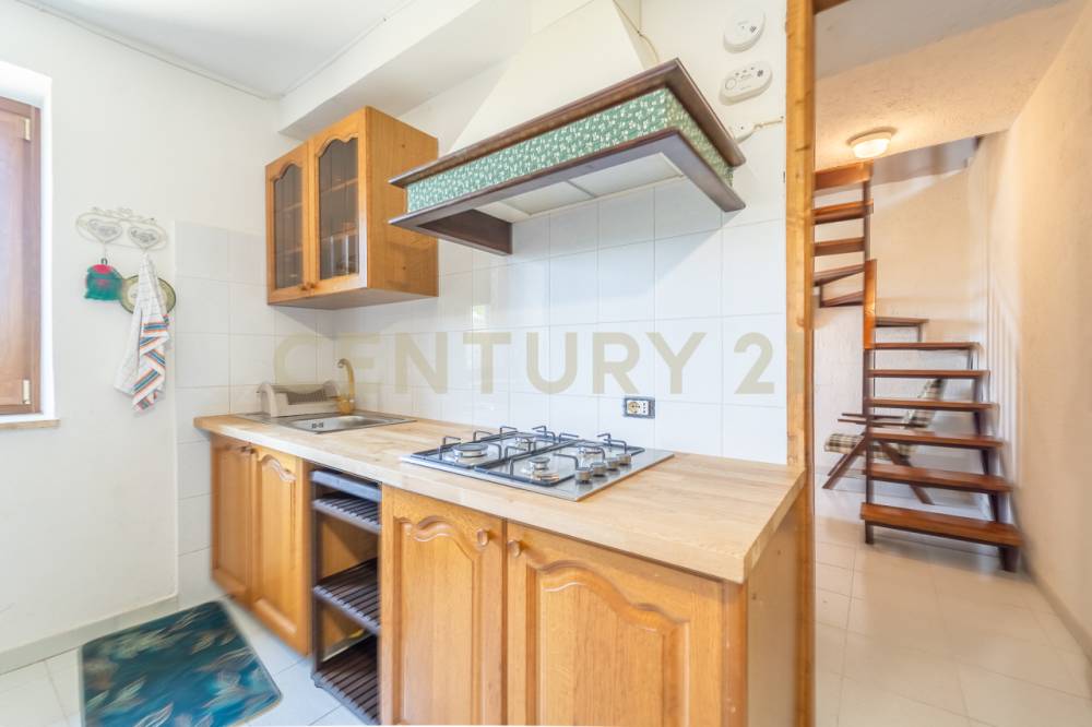 casa indipendente in vendita a Serrone