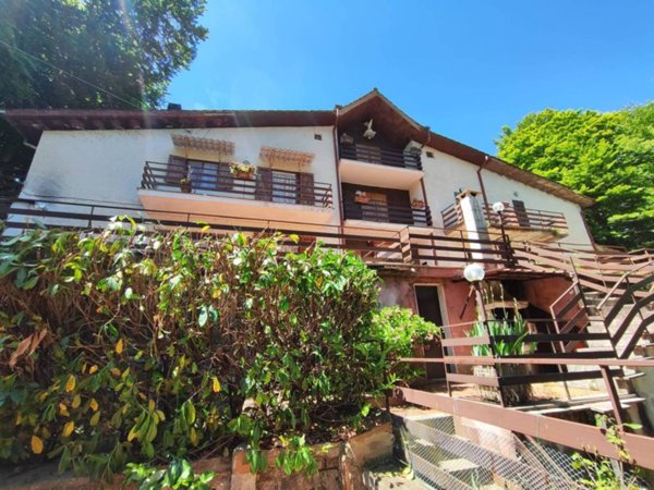 casa indipendente in vendita a Serrone