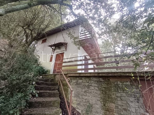casa indipendente in vendita a Serrone