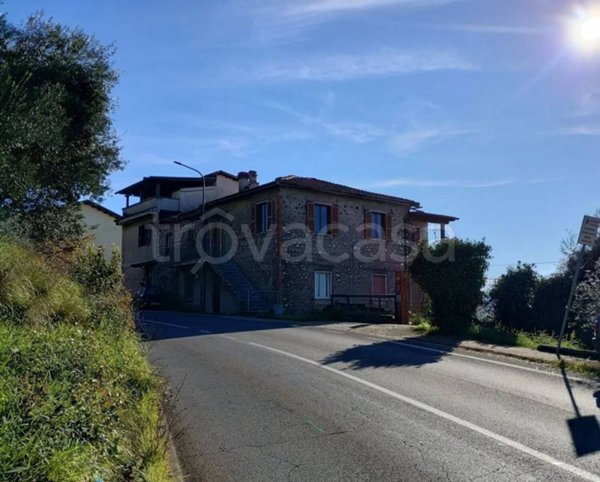 appartamento in vendita a Serrone in zona La Forma