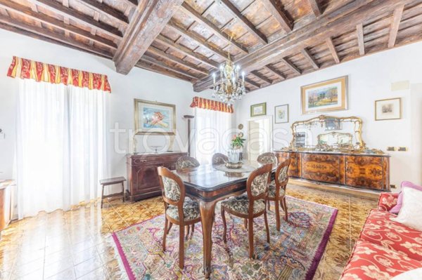 casa indipendente in vendita a Serrone