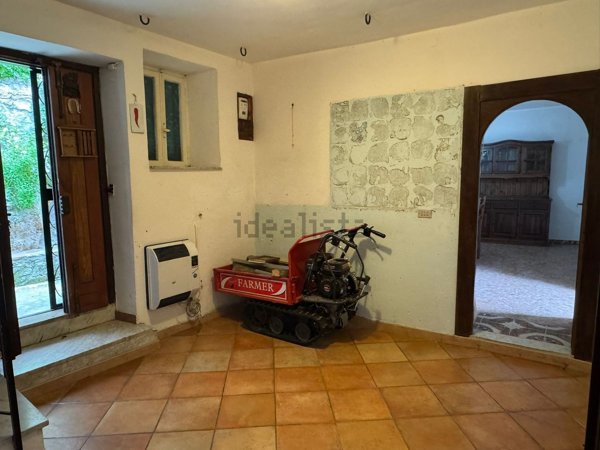 appartamento in vendita a Serrone in zona La Forma