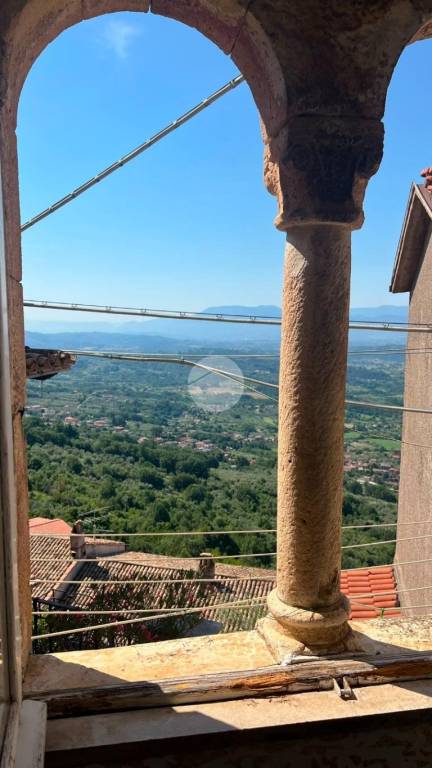 appartamento in vendita a Serrone in zona La Forma