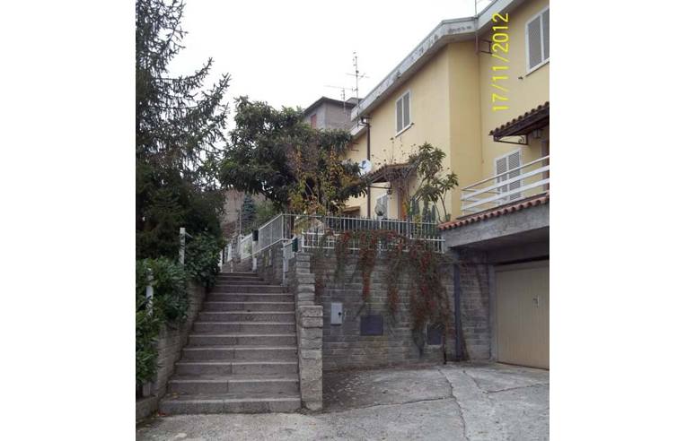 casa indipendente in vendita a Serrone in zona La Forma