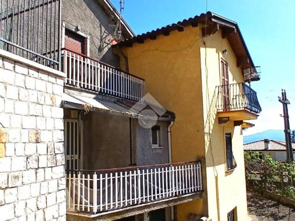 appartamento in vendita a Serrone in zona La Forma