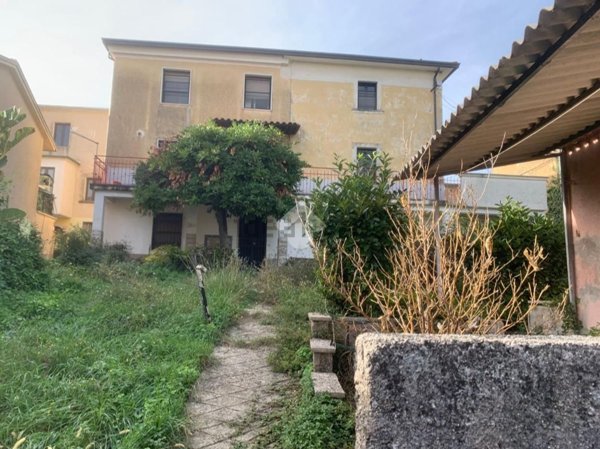 casa semindipendente in vendita a Settefrati in zona Pietrafitta