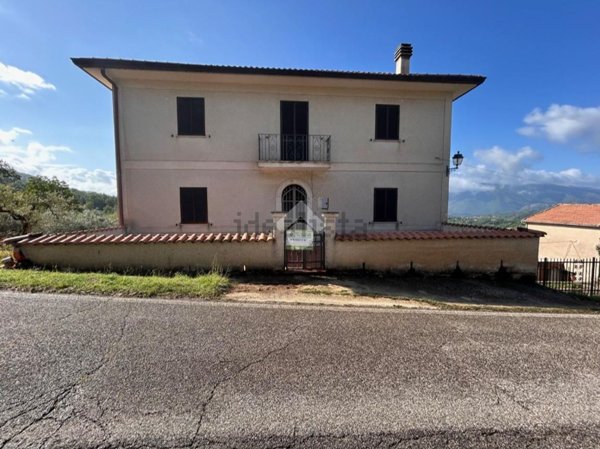 casa indipendente in vendita a Settefrati