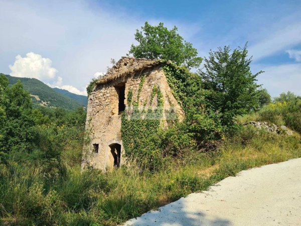 casale in vendita a Settefrati