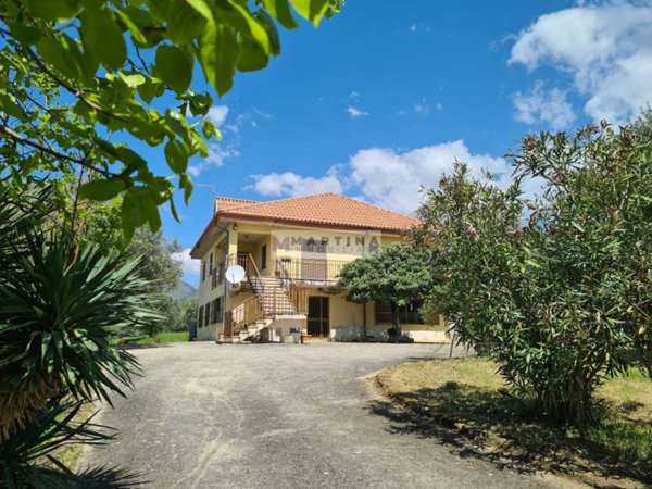 villa in vendita a Settefrati