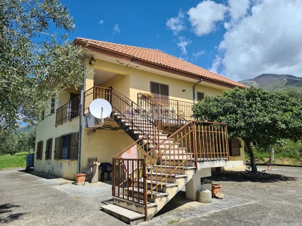 casa indipendente in vendita a Settefrati