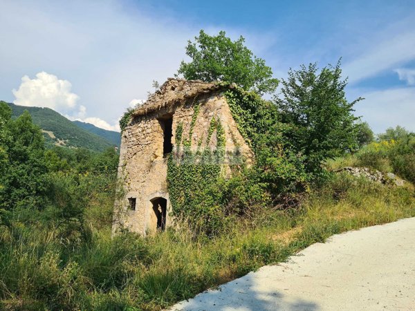 casale in vendita a Settefrati