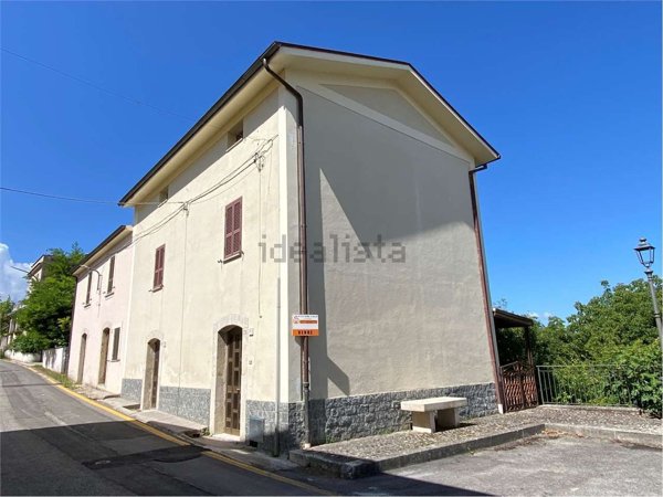 casa indipendente in vendita a Settefrati in zona Pietrafitta