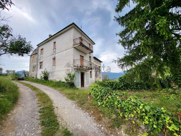 appartamento in vendita a Settefrati