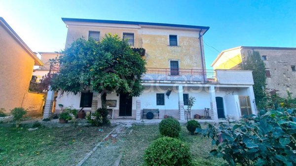 casa indipendente in vendita a Settefrati in zona Pietrafitta