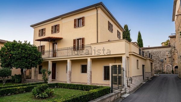 casa indipendente in vendita a Settefrati in zona Pietrafitta