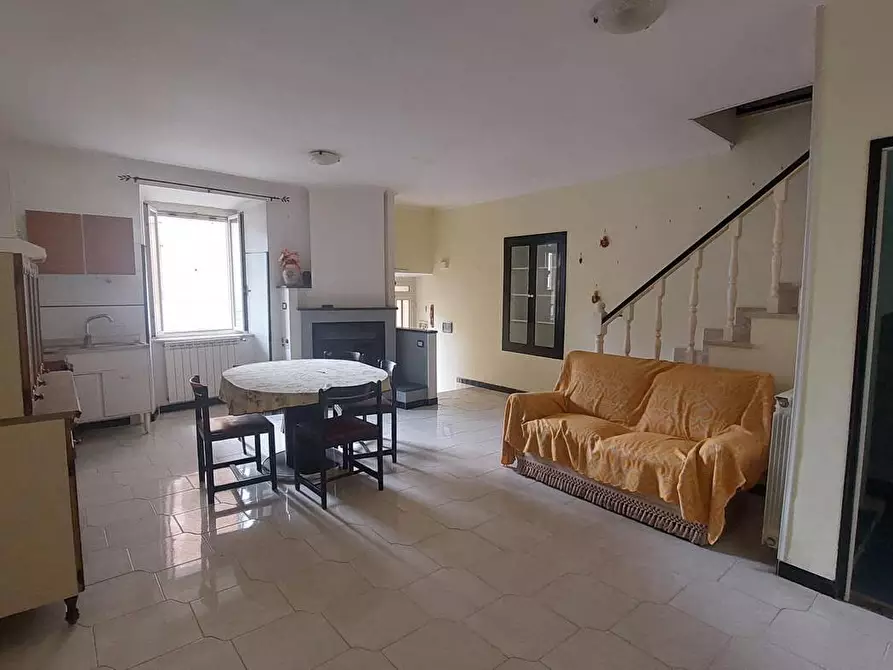 appartamento in vendita a Sgurgola