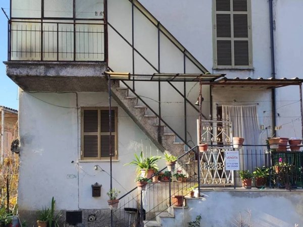 appartamento in vendita a Sgurgola