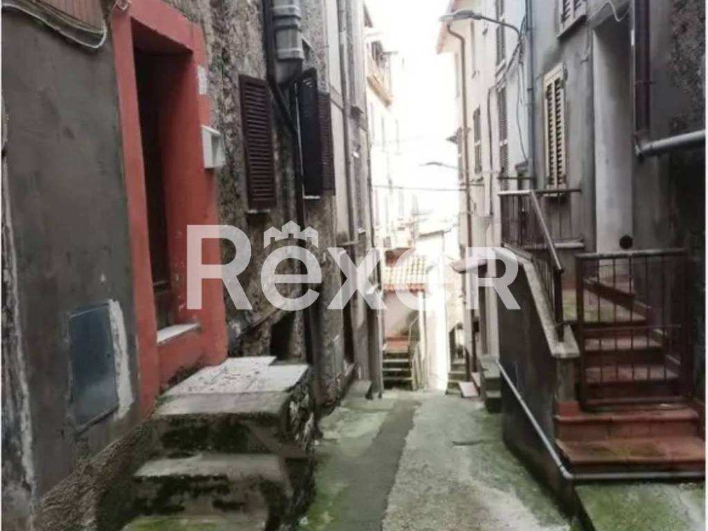 intera palazzina in vendita a Sgurgola