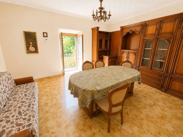 appartamento in vendita a Sgurgola