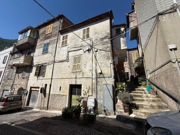 appartamento in vendita a Sgurgola