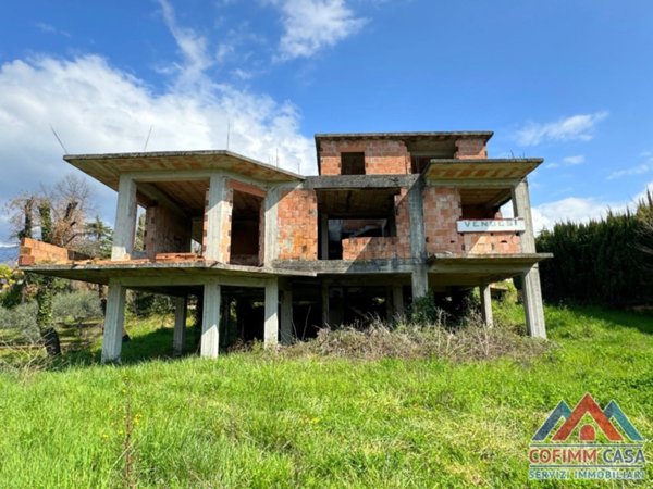 casa indipendente in vendita a Sora