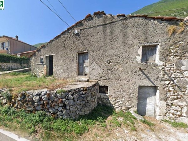 casa indipendente in vendita a Sora