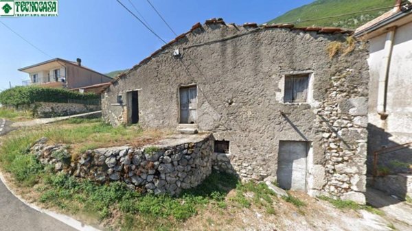 casa indipendente in vendita a Sora