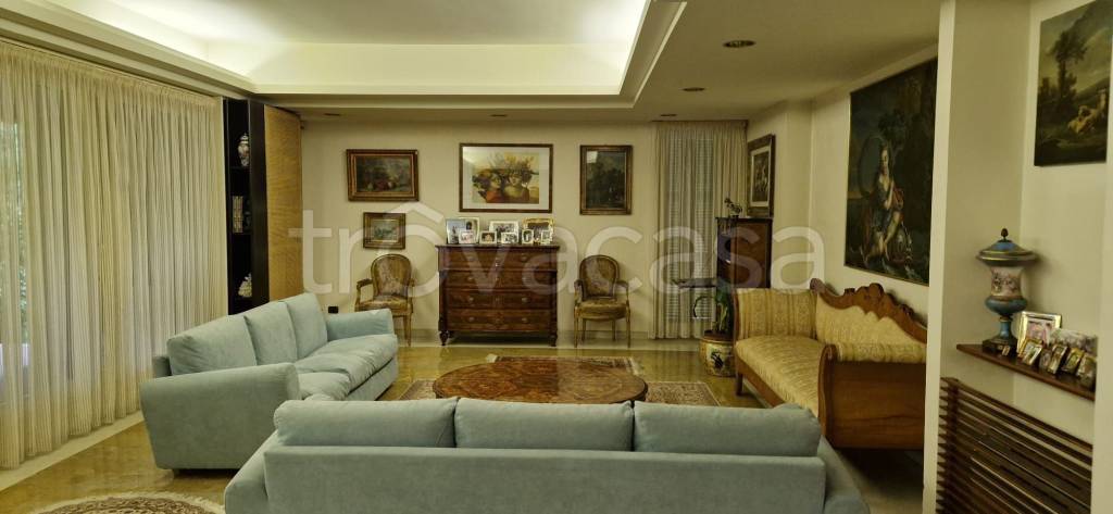 casa indipendente in vendita a Sora