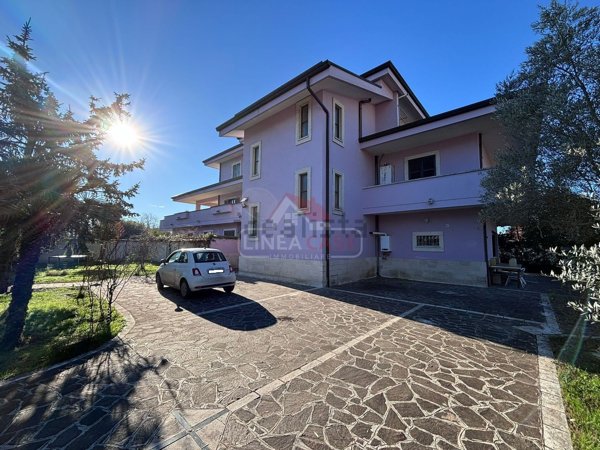 casa indipendente in vendita a Sora