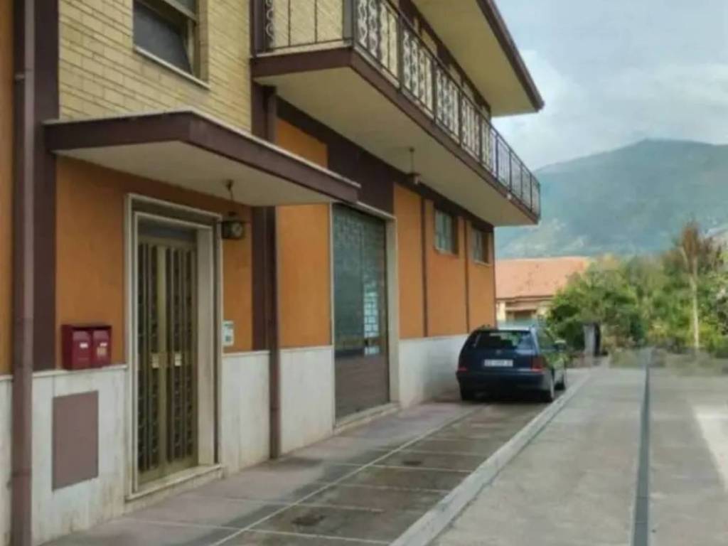 casa indipendente in vendita a Sora