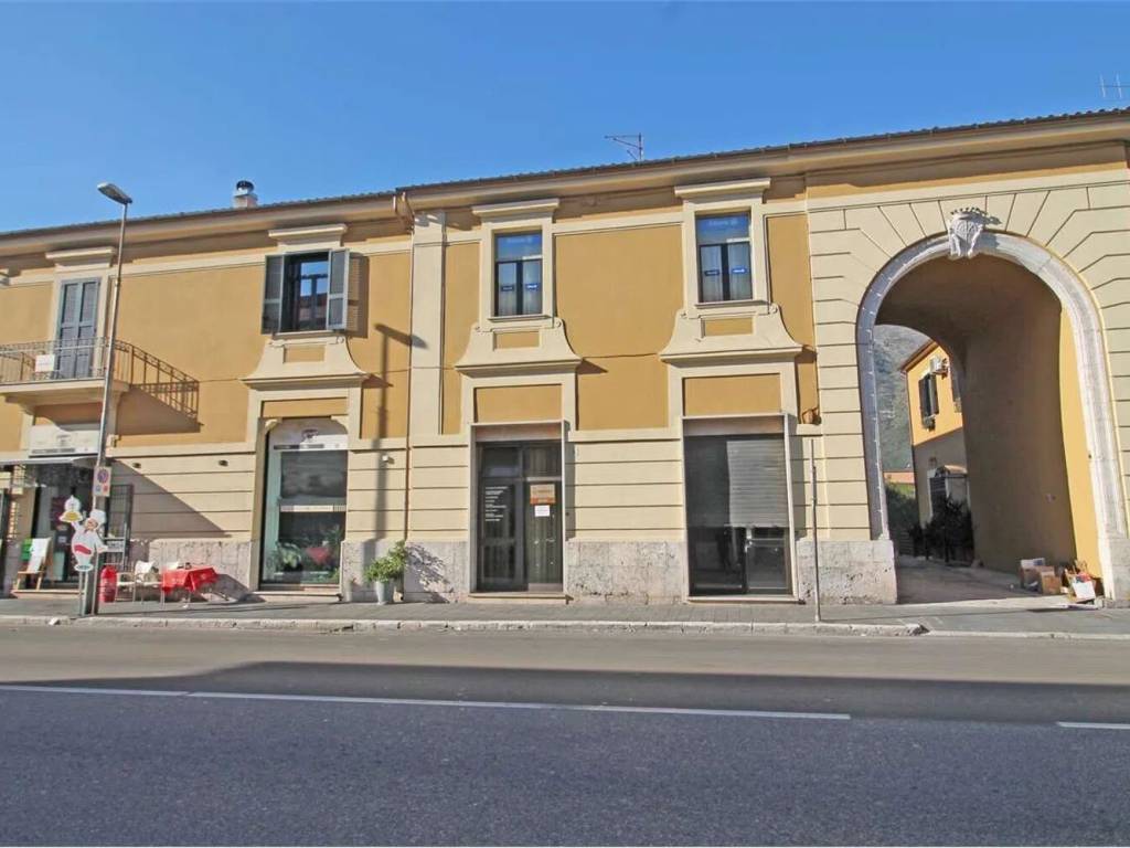 negozio in vendita a Sora