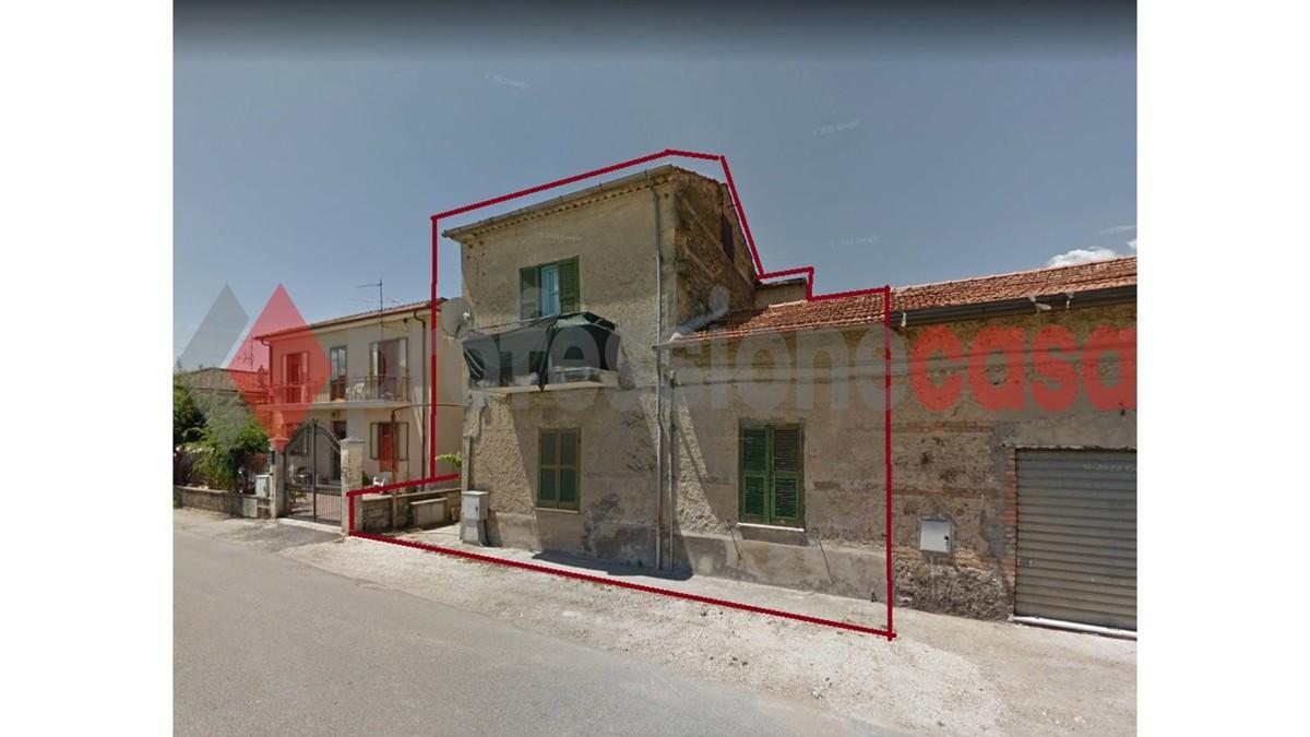 casa indipendente in vendita a Sora