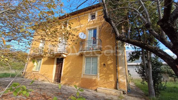 casa indipendente in vendita a Sora
