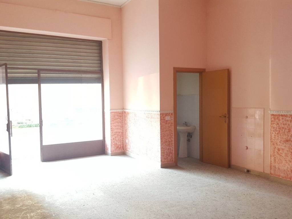 negozio in vendita a Sora