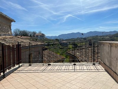 casa indipendente in vendita a Sora