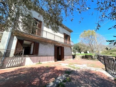 casa indipendente in vendita a Sora