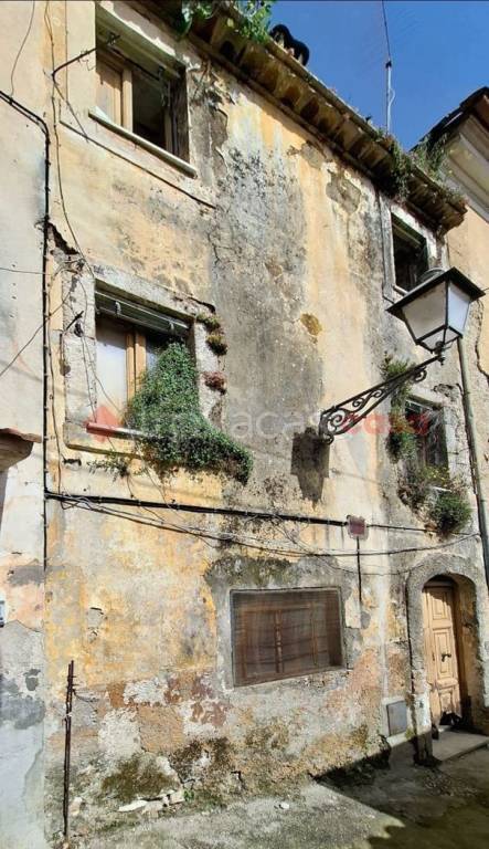 casa indipendente in vendita a Sora
