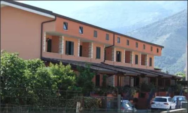 casa indipendente in vendita a Sora