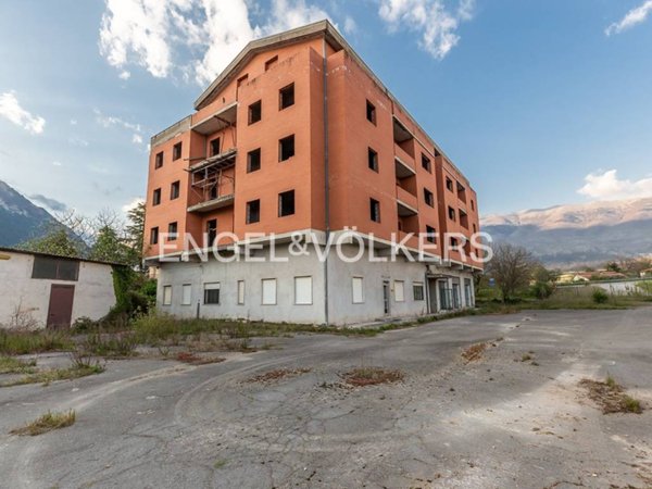 intera palazzina in vendita a Sora