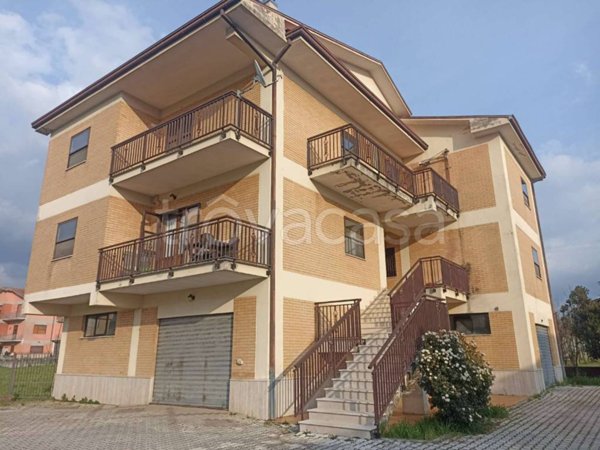casa indipendente in vendita a Sora