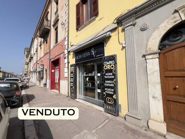 negozio in vendita a Sora