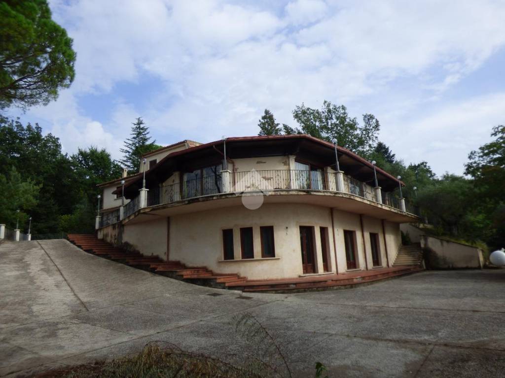 casa indipendente in vendita a Sora