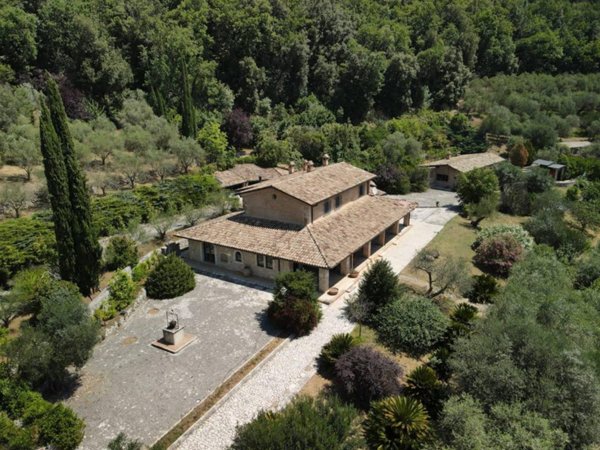 casa indipendente in vendita a Sora