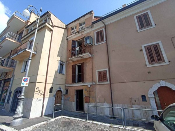 casa indipendente in vendita a Sora