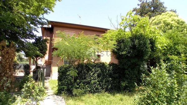 casa indipendente in vendita a Sora