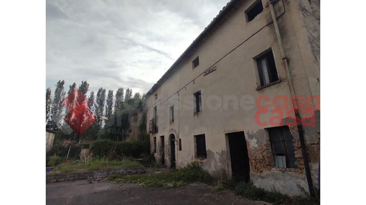 casale in vendita a Sora